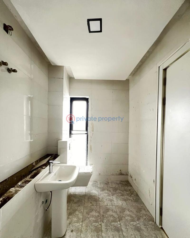 4 bedroom Detached Duplex For Sale Along Lekki Expressway Lagos - 8