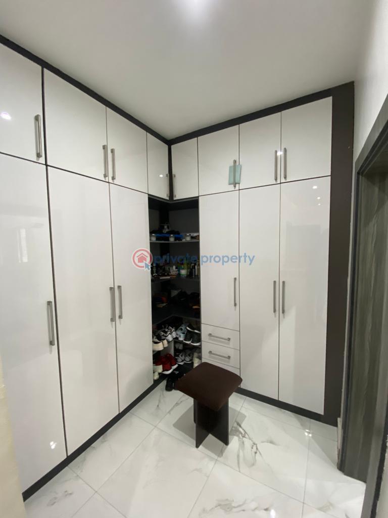 4 bedroom House For Rent Lekki Lagos - 11