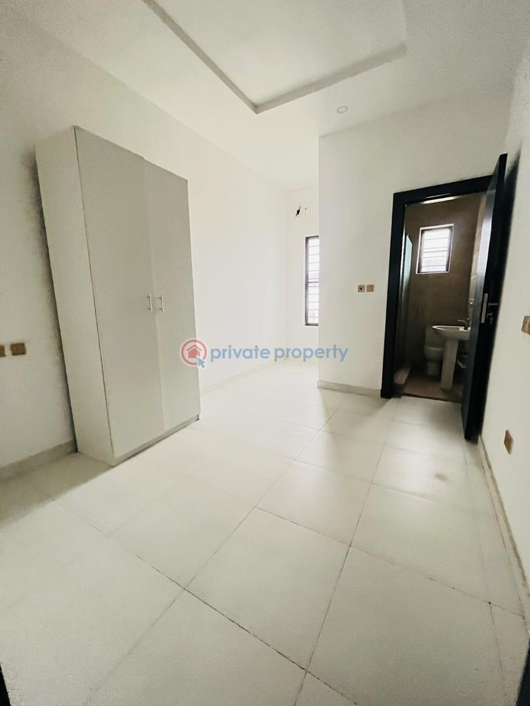 4 bedroom House For Rent Horizon Estate Lekki Lagos - 5