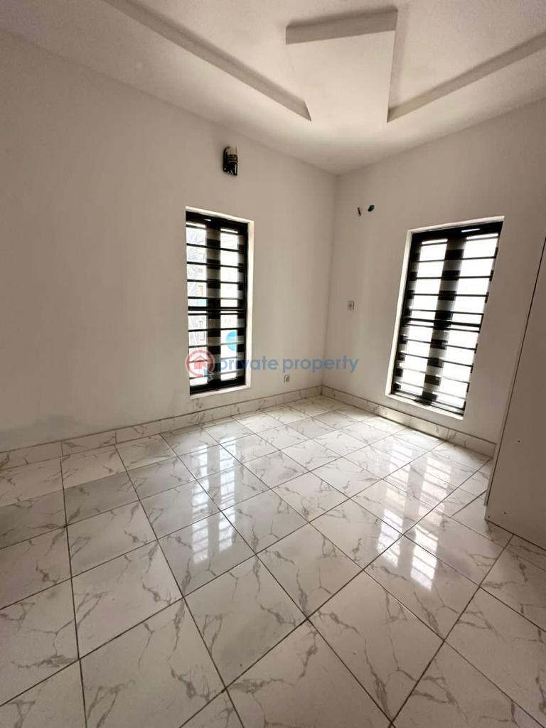 4 bedroom House For Sale Ikota Gra, Lekki Lagos - 1