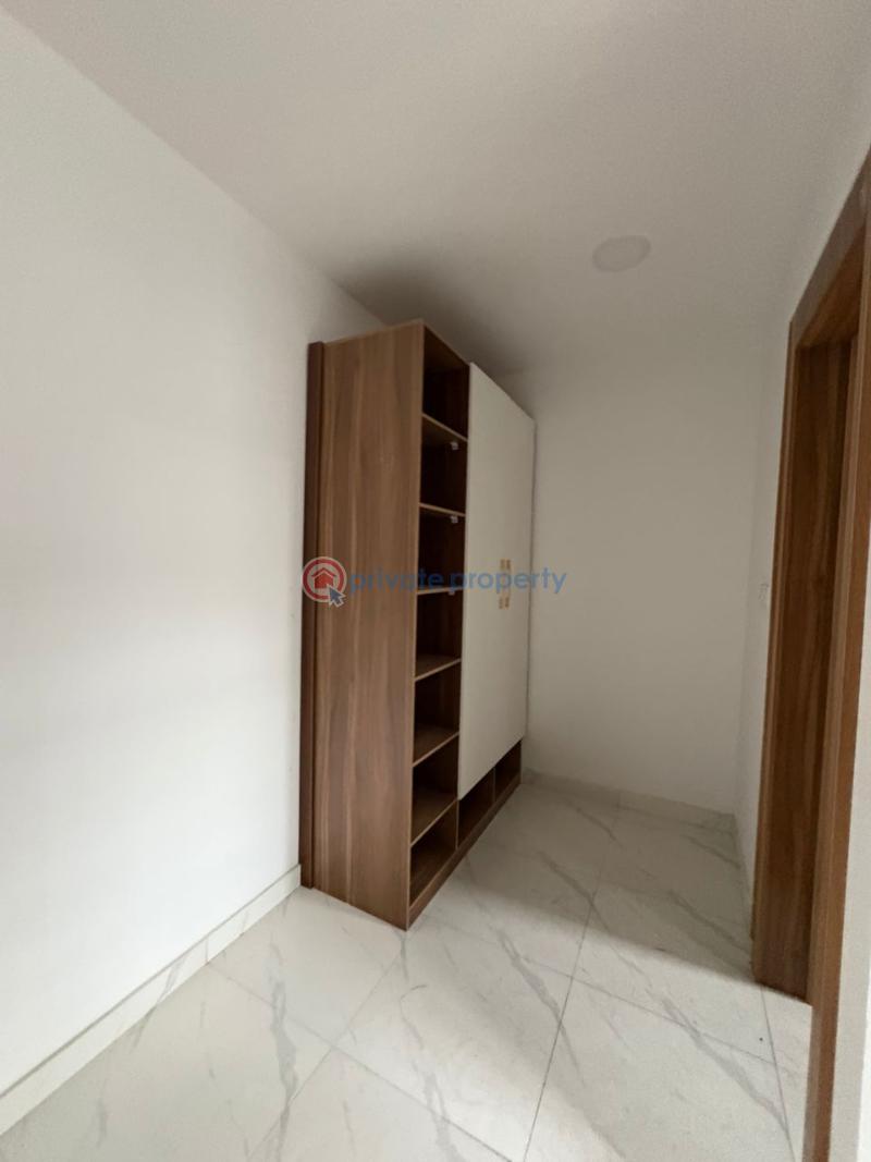 4 bedroom Terraced Duplex For Sale Ajah Lekki Lekki Phase 2 Lagos - 9