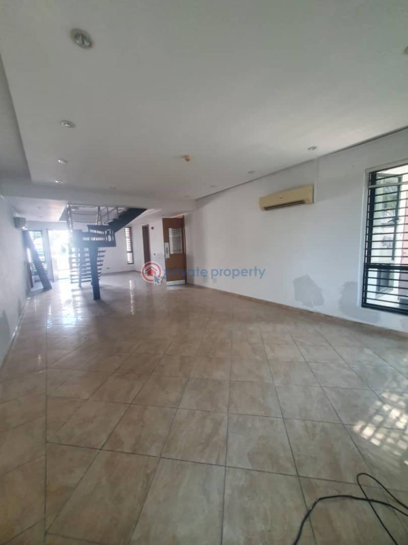 4 bedroom House For Rent Banana Island Estate, Ikoyi, Lagos, Nigeria. Banana Island Ikoyi Lagos - 4