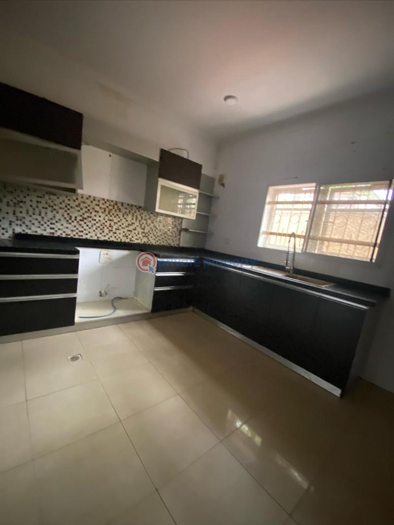 House For Rent Lekki Lagos - 4