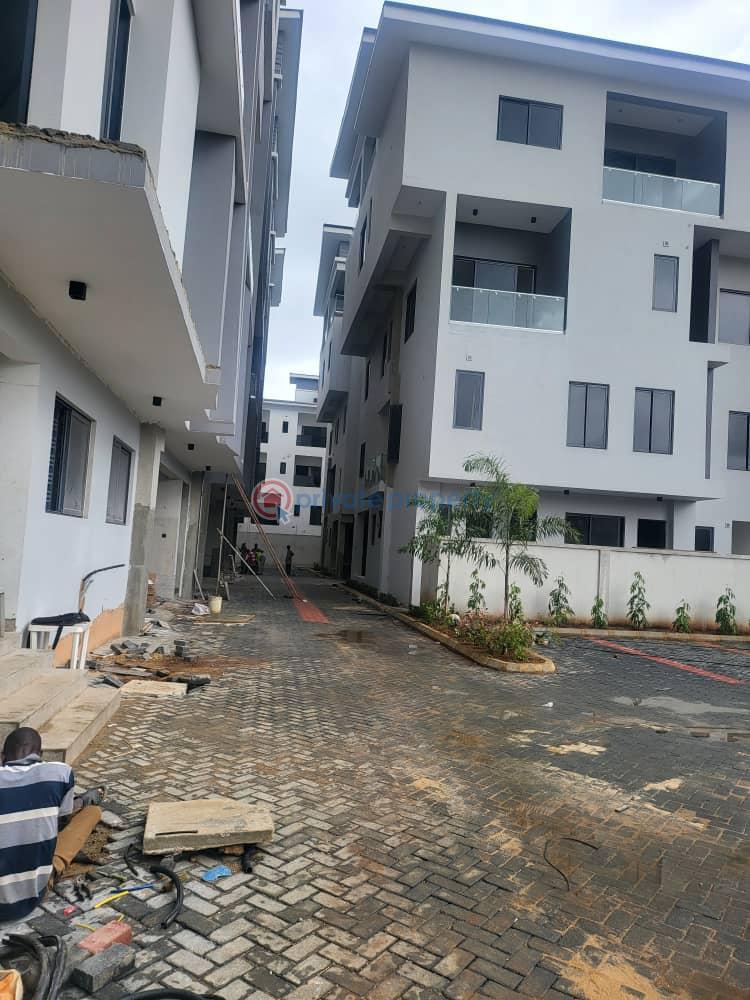 4 bedroom Terraced Duplex For Rent Ikeja GRA Lagos - 11