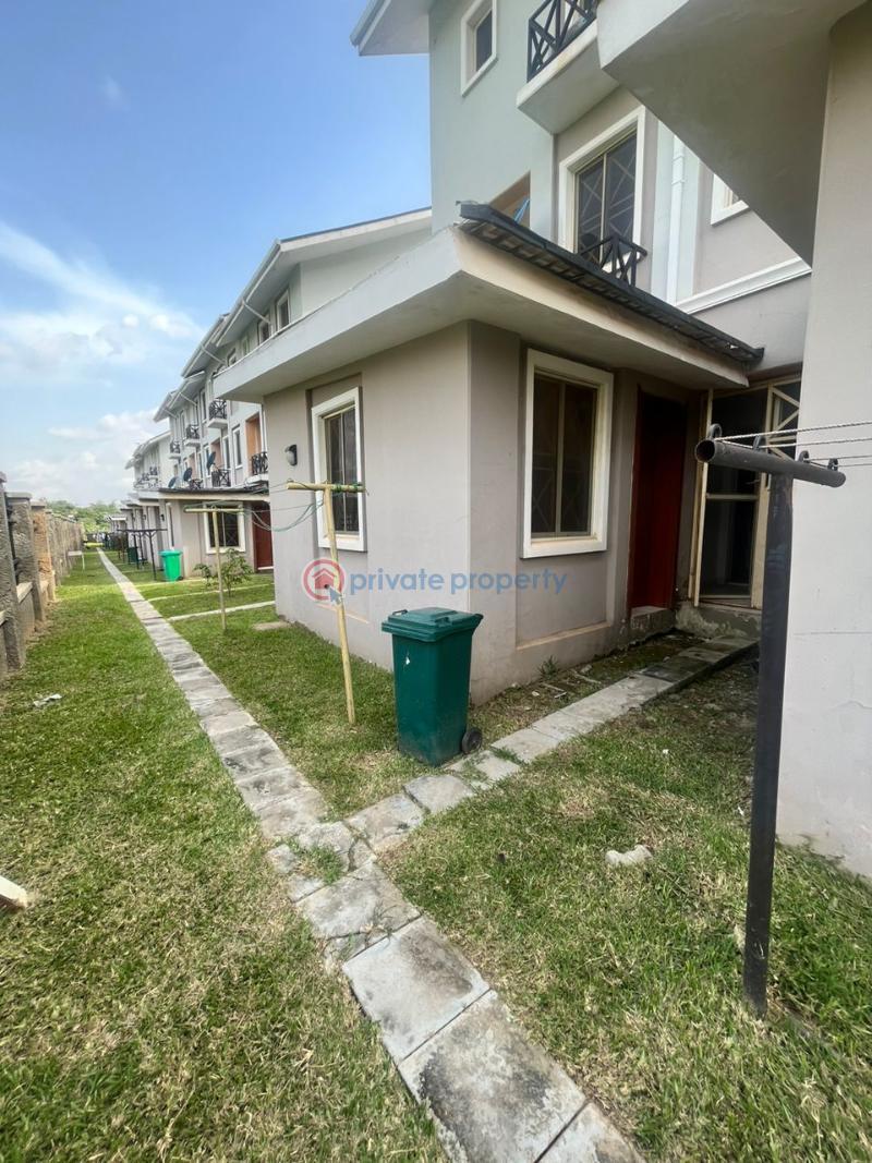 4 bedroom House For Sale Durumi Abuja Phase 2  - 9