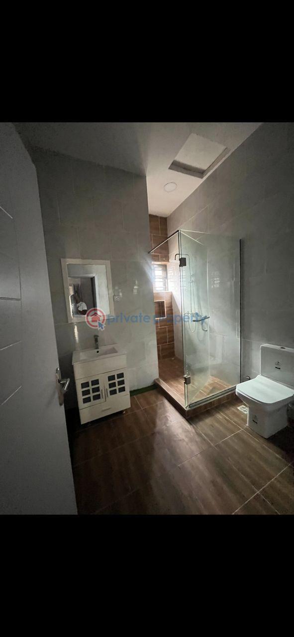 4 bedroom Shared Apartment For Rent Close To Amala Sky Lekki Lagos - 6