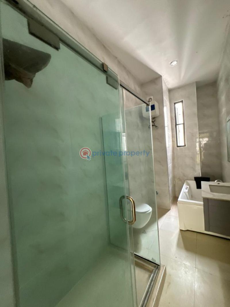 4 bedroom Flat & Apartment For Rent Lekki Lagos Lekki Phase 1 Lagos - 1