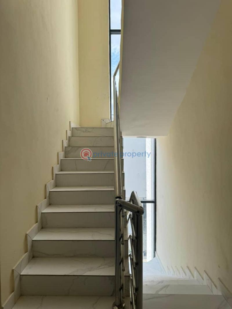 4 bedroom Terraced Duplex For Sale Shonibare Estate Maryland Lagos - 4
