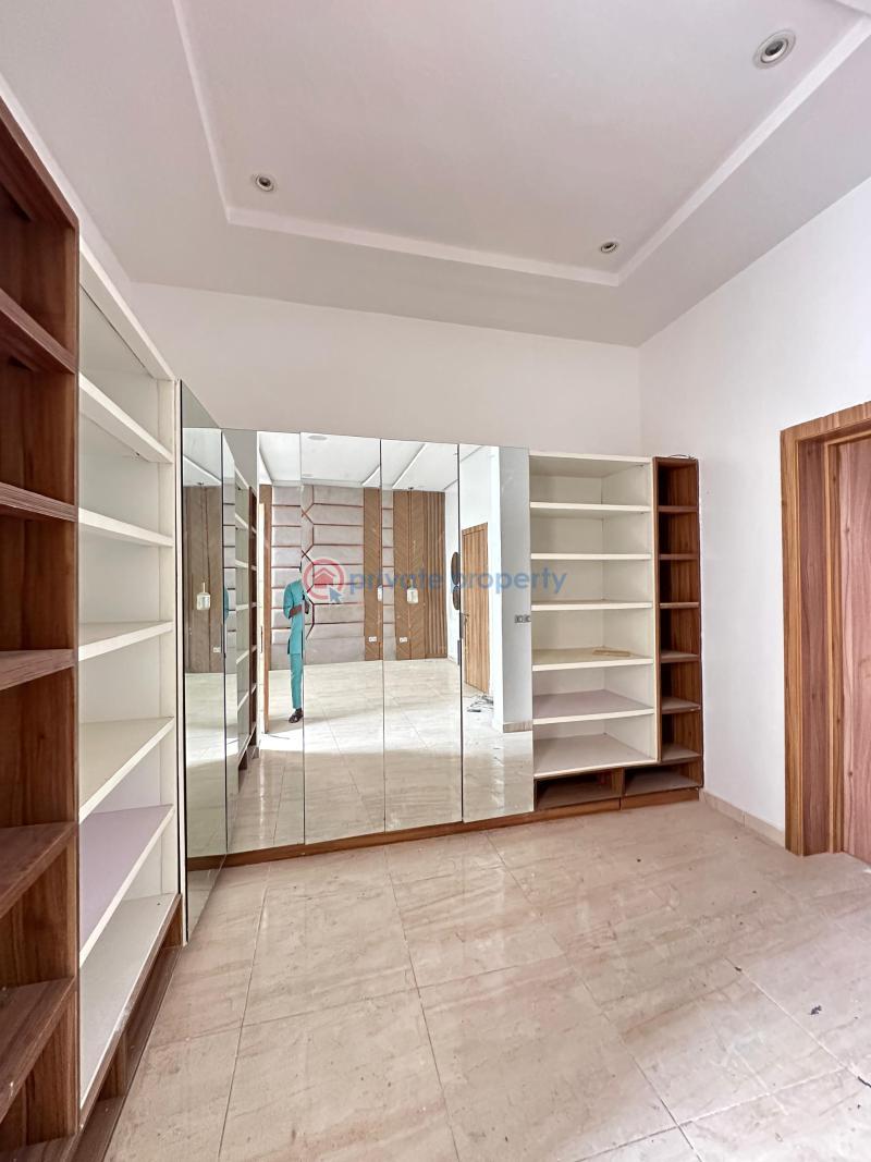 4 bedroom Terraced Duplex For Sale Lekki Lagos - 10