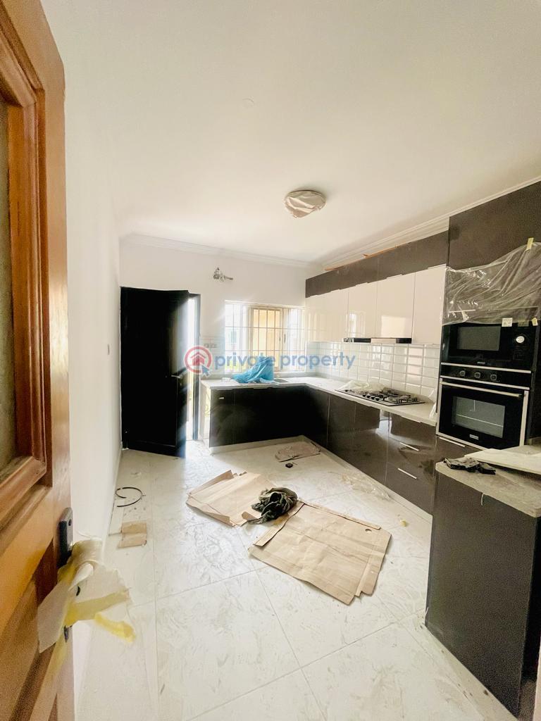 4 bedroom House For Rent Off Rock Drive, Lekki Phase 1 Lagos - 2