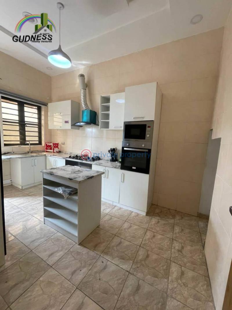 4 bedroom Detached Duplex For Sale Ikota Lekki Lagos - 4