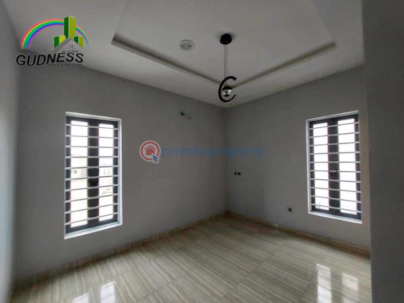 4 bedroom House For Sale Orchid Road Lekki Lagos - 2