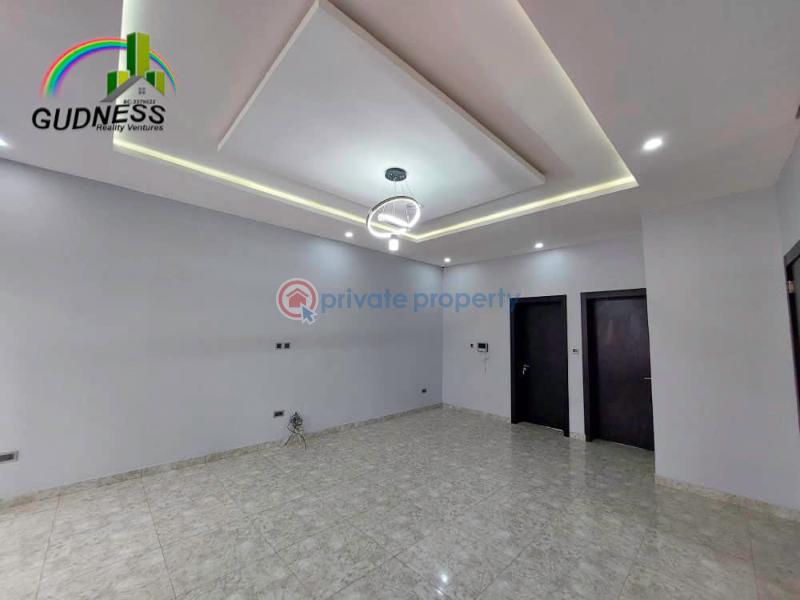 4 bedroom House For Sale Orchid Road Lekki Lagos - 1