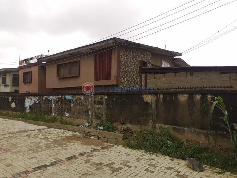 4 bedroom House For Sale College Crescent Ibadan Oyo - 1