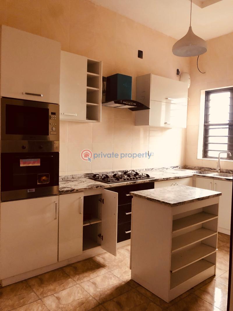 4 bedroom House For Rent Ikota Villa Ajah Lagos - 2