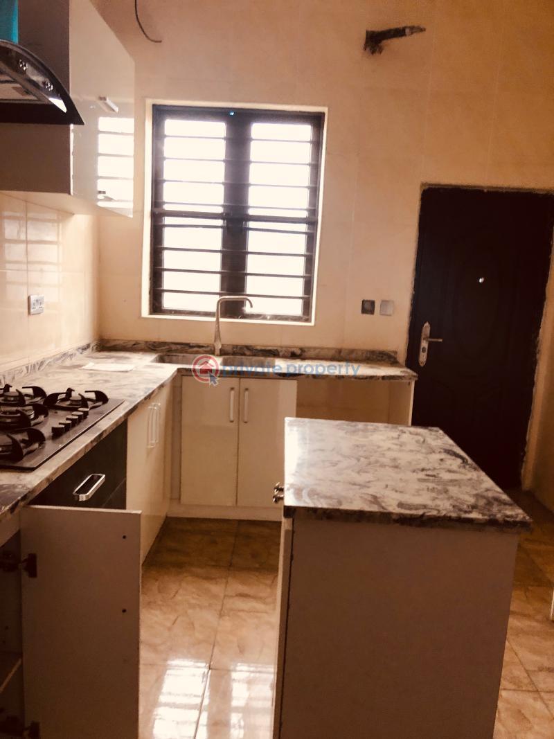 4 bedroom House For Rent Ikota Villa Ajah Lagos - 4