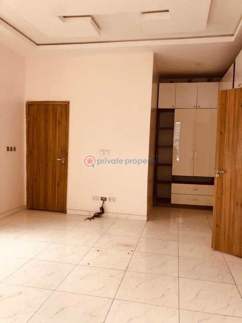 4 bedroom House For Rent Ikota Villa Ajah Lagos - 7