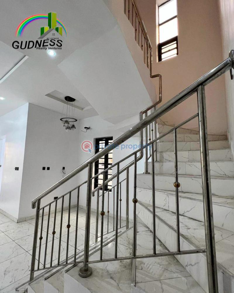 4 bedroom House For Sale Ologolo Lekki Lagos - 12