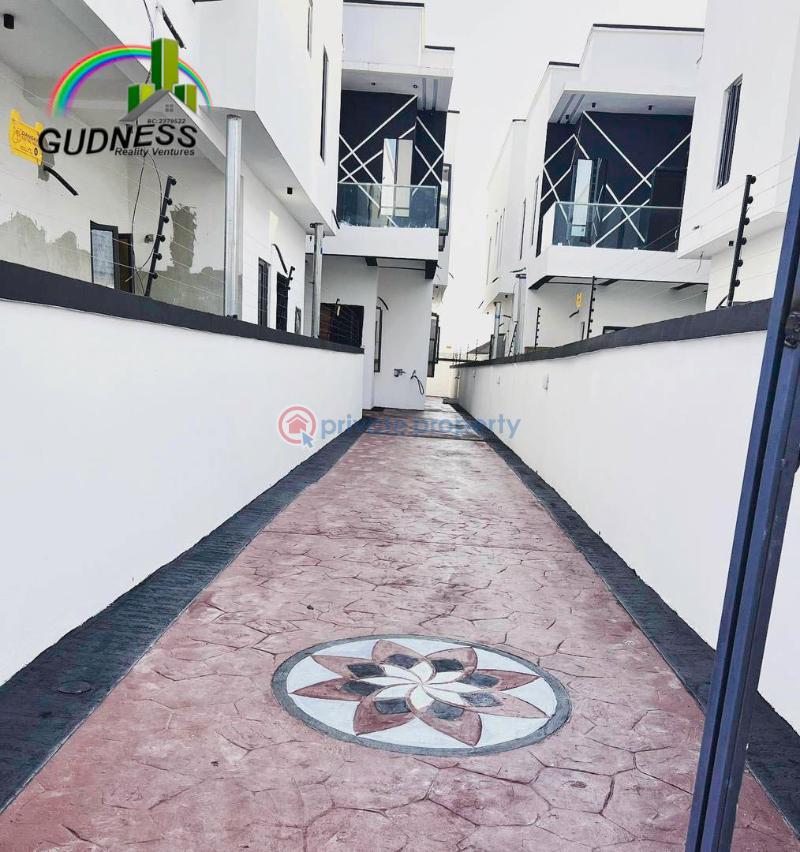 4 bedroom House For Sale Ologolo Lekki Lagos - 13