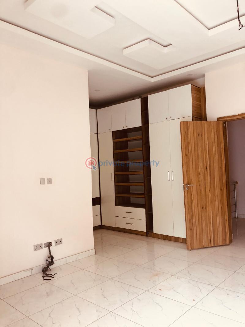 4 bedroom House For Rent Ikota Villa Ajah Lagos - 10
