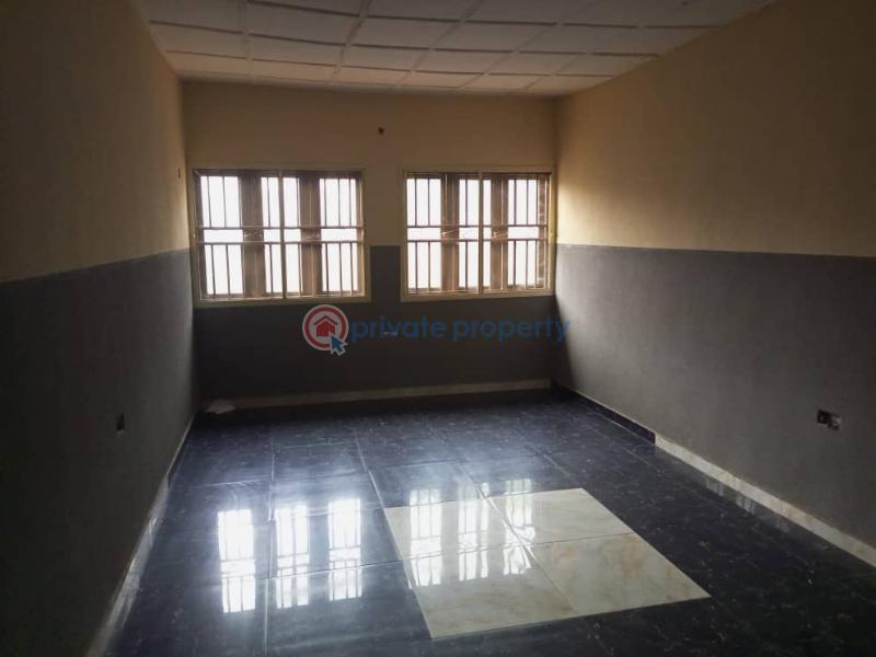 4 bedroom Detached Bungalow For Sale Odo Ona Kekere Odo ona Ibadan Oyo - 8