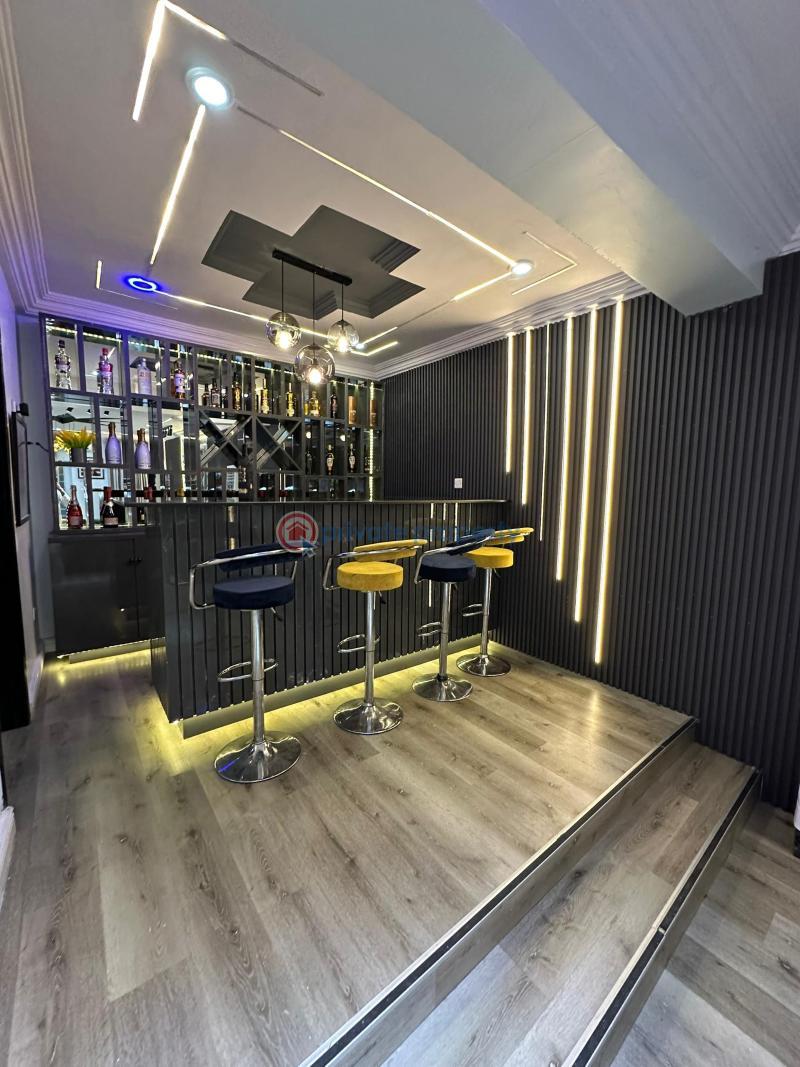 4 bedroom Detached Duplex Short let Lekki Phase 1 Lagos - 2