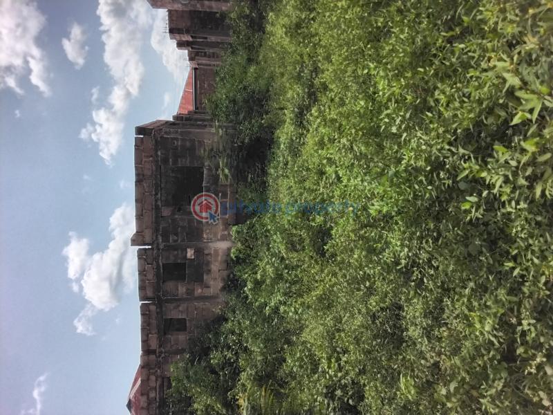 4 flats built to lintel level on two plots of land - 4 Residential Land For Sale Adebomi Street, Ayegun Oleyo Oluyole Estate Ibadan Oyo - 4