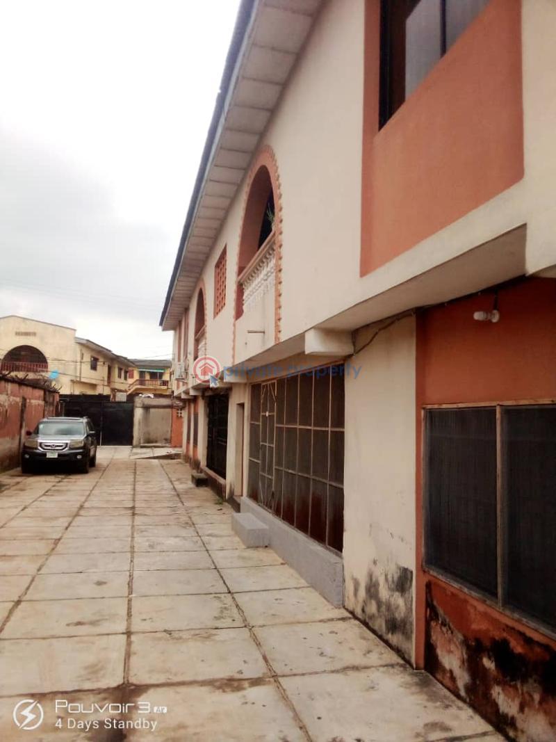 3 bedroom House For Sale Okeira Ogba Lagos (PID 2PAZKV) Private
