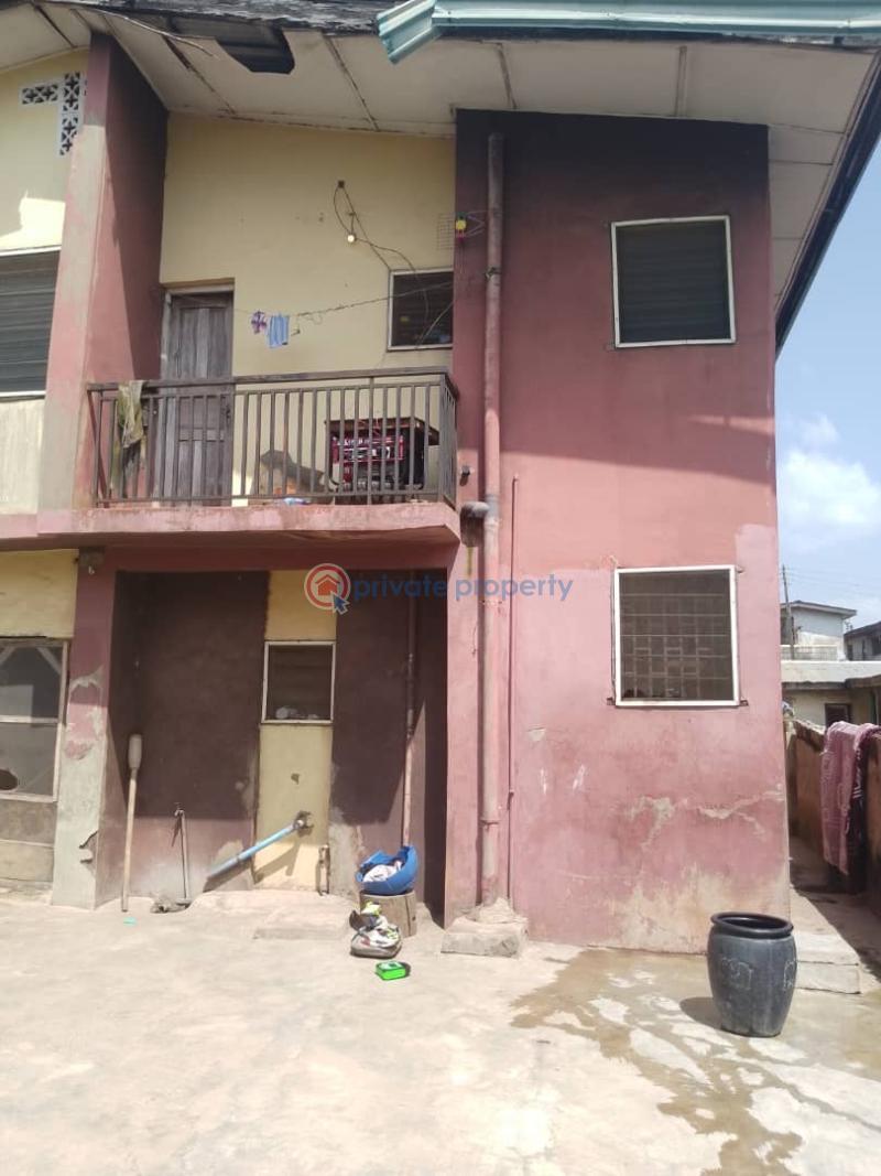 2 bedroom House For Sale Arowolo B/stop Along Monatan Iyana Church Road Ibadan Oyo - 1