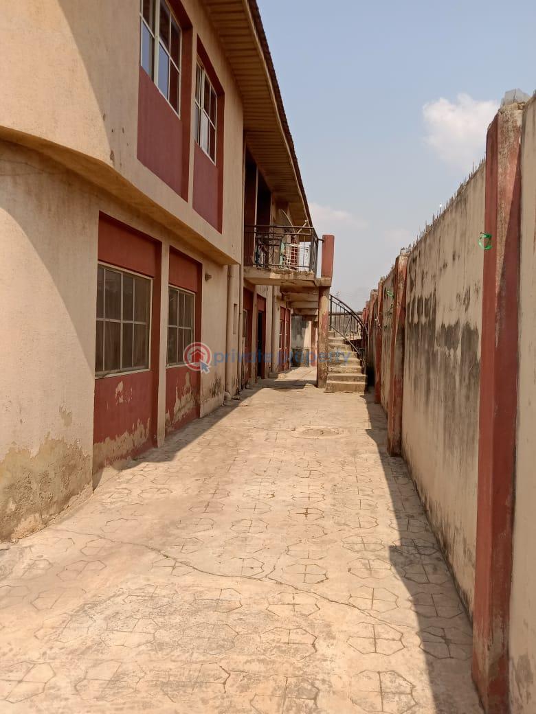 3 bedroom House For Sale Alarere Ibadan North West Oyo - 2