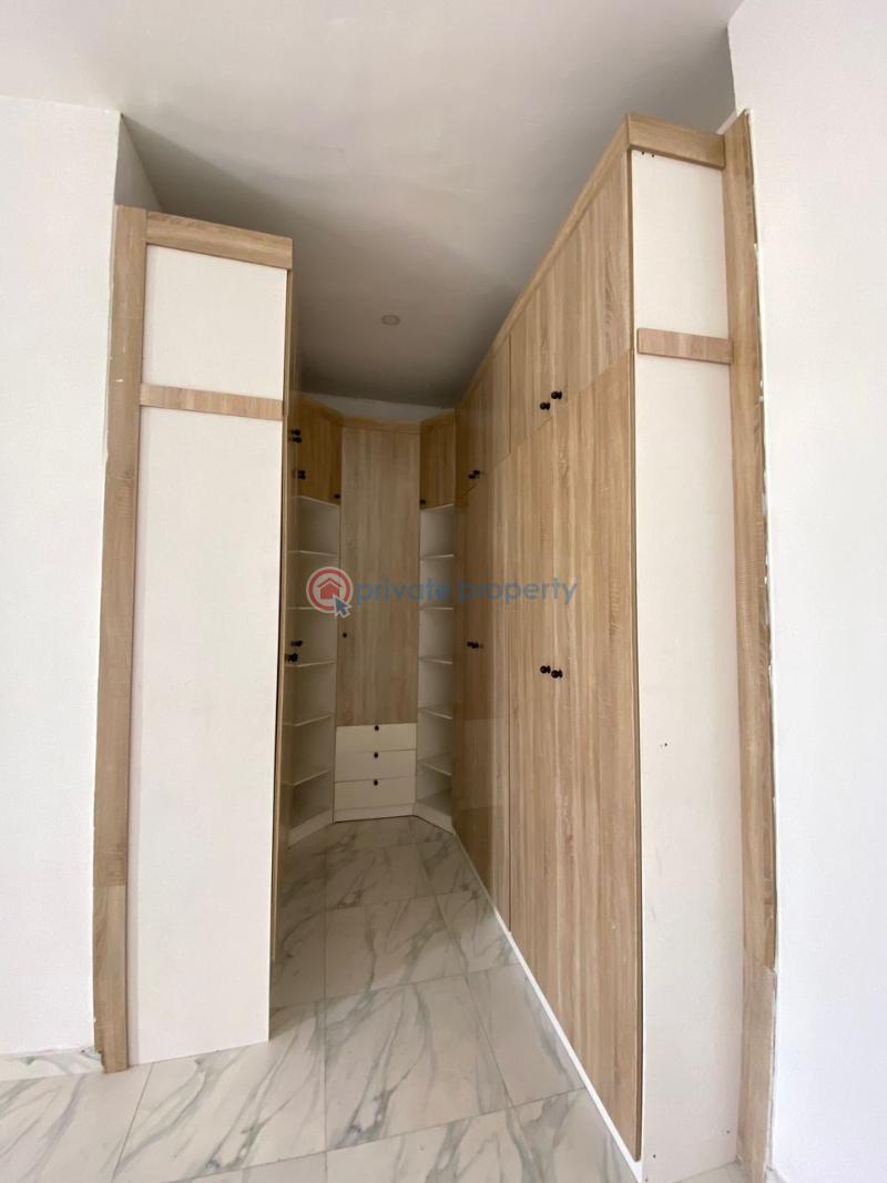 4 bedroom Detached Duplex For Sale An Estate Ikota Lekki Lagos - 5