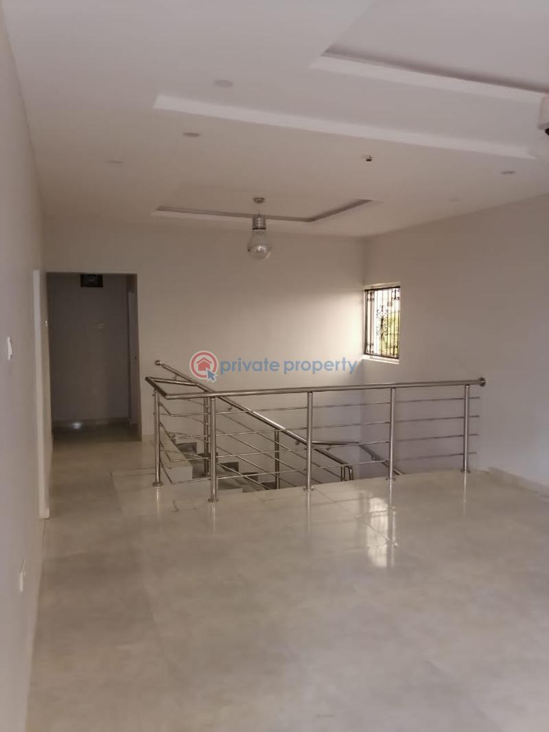 For sale House Ibadan Oyo (PID 0PALER) Private Property Nigeria