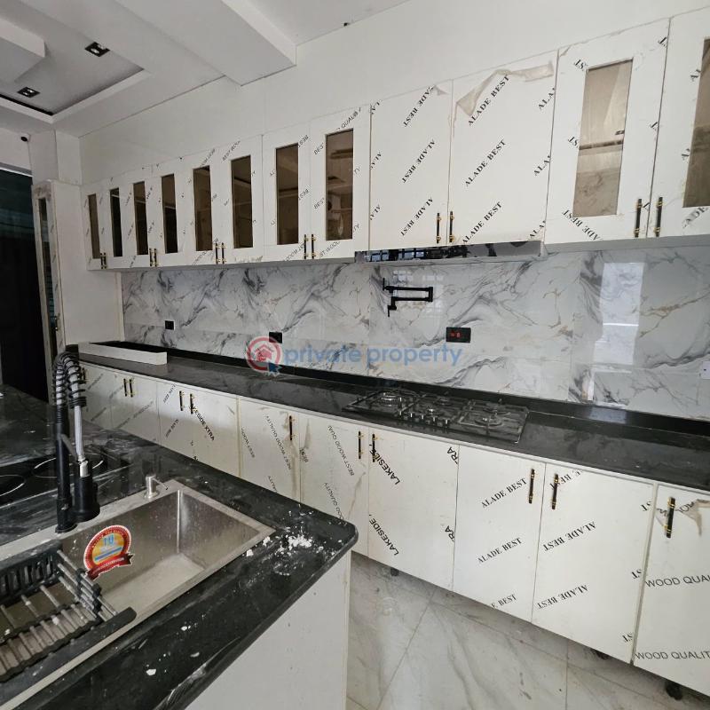 4 bedroom Detached Duplex For Sale Kolapo Ishola Gra Akobo Akobo Ibadan Oyo - 1