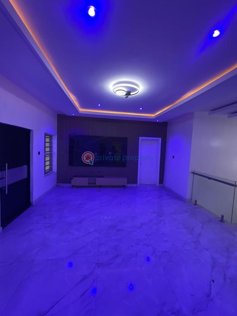 4 bedroom Detached Duplex For Rent Aerodrome Gra Samonda Ibadan Oyo - 10