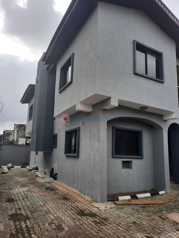 4 bedroom House For Rent Akinwumi Street Off Sunmola Street Mende Maryland Lagos - 7