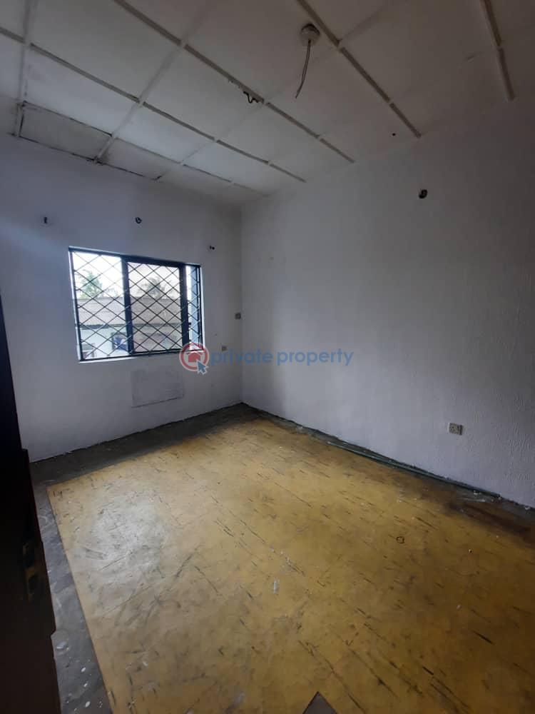 4 bedroom House For Rent Akinwumi Street Off Sunmola Street Mende Maryland Lagos - 5