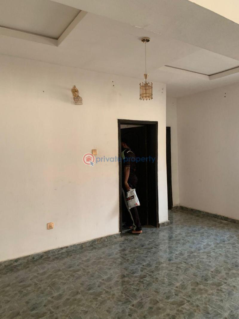 4 bedroom Semi detached Duplex For Rent Bobby Olofa Akobo Akobo Ibadan Oyo - 2