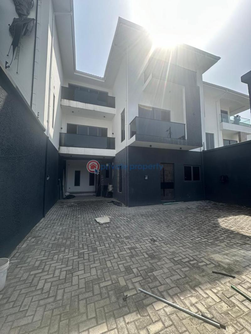 4 bedroom Semi detached Duplex For Sale Old Ikoyi Lagos - 0