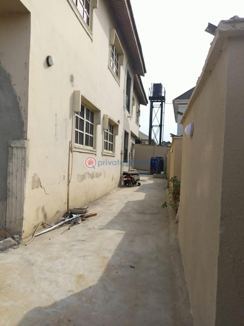 4 bedroom House For Rent Ojodu Lagos - 11
