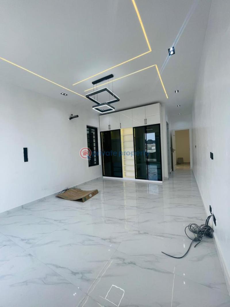 4 bedroom Semi detached Bungalow For Sale Ajah Lagos - 2