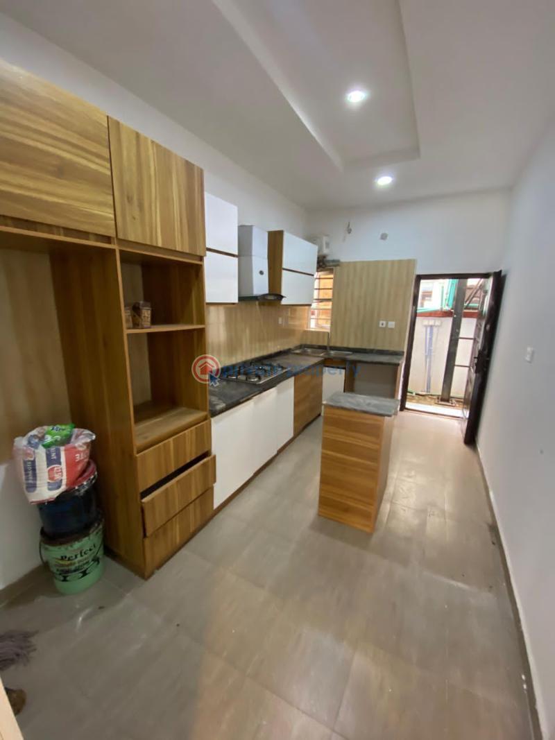 4 bedroom Terraced Duplex For Rent Ikota Lekki Lagos - 4