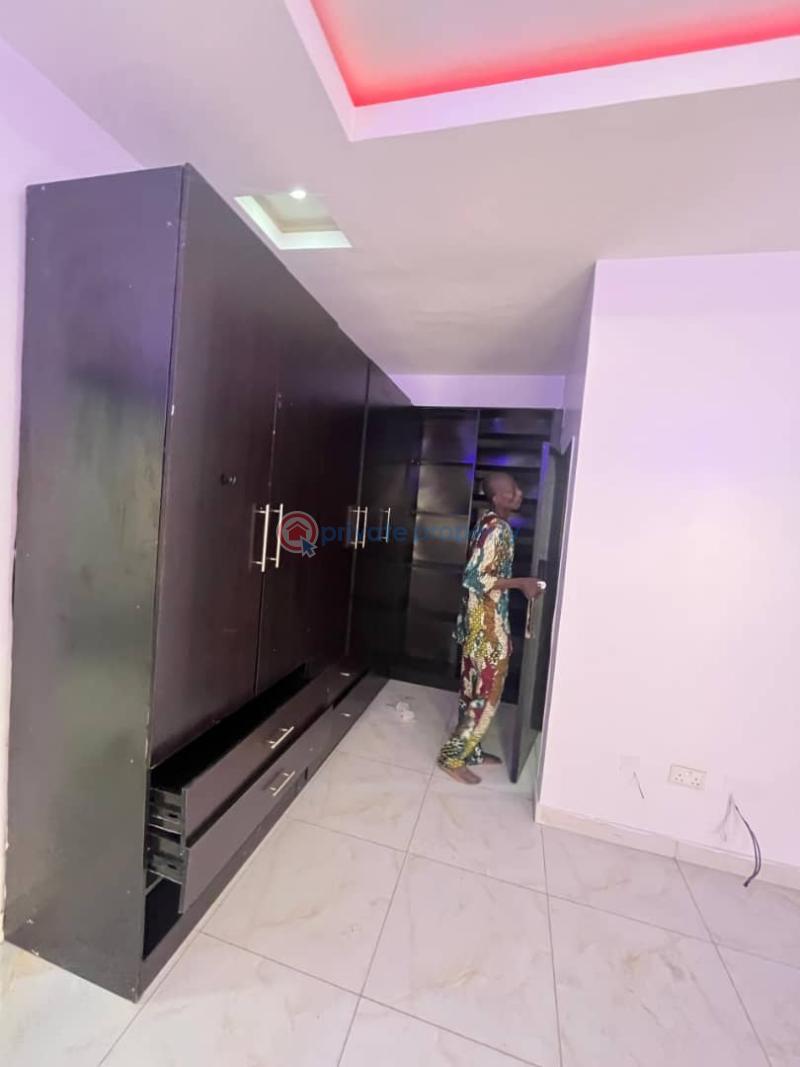 4 bedroom Terraced Duplex For Rent Oniru Lekki Phase 2 Lagos - 2