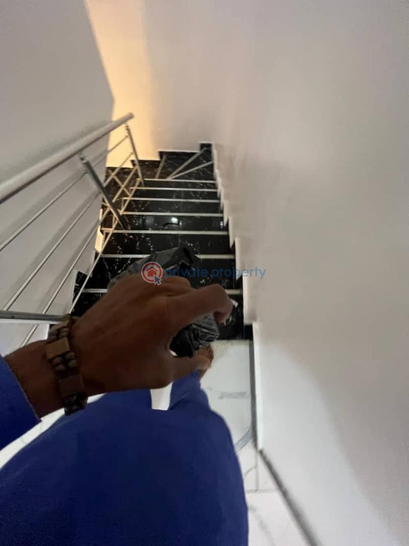 4 bedroom Terraced Duplex For Rent Oniru Lekki Phase 2 Lagos - 6
