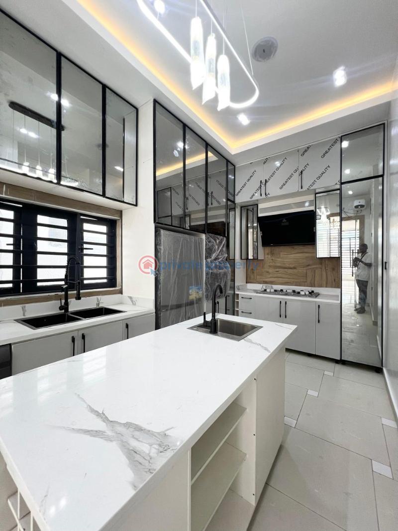 4 bedroom Detached Duplex For Sale 2nd Toll Lekki Lekki Lagos - 8