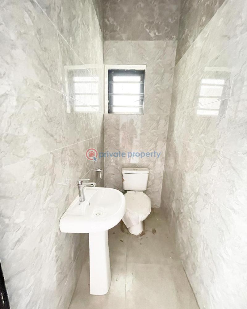 4 bedroom House For Sale Lekki Lagos - 0
