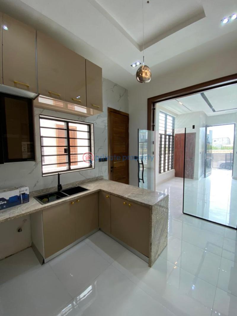 4 bedroom Semi detached Duplex For Sale Ikota Lagos Island  - 10