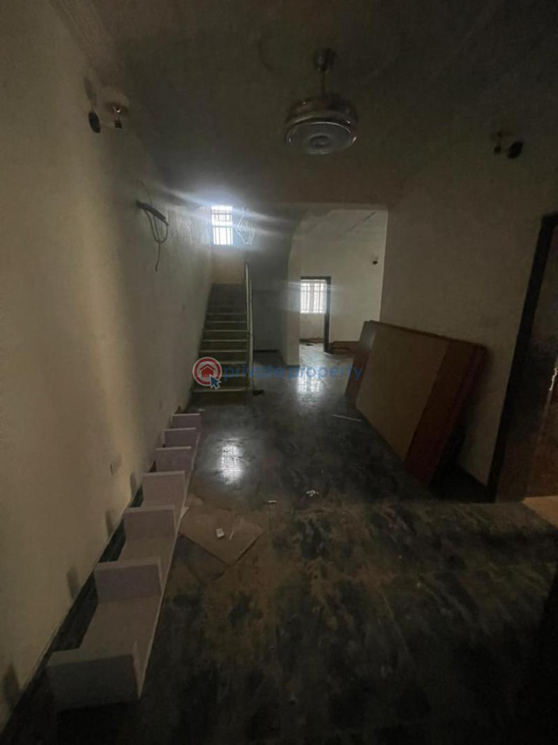 Flat & Apartment For Rent Lekki Phase 1 Lagos - 9