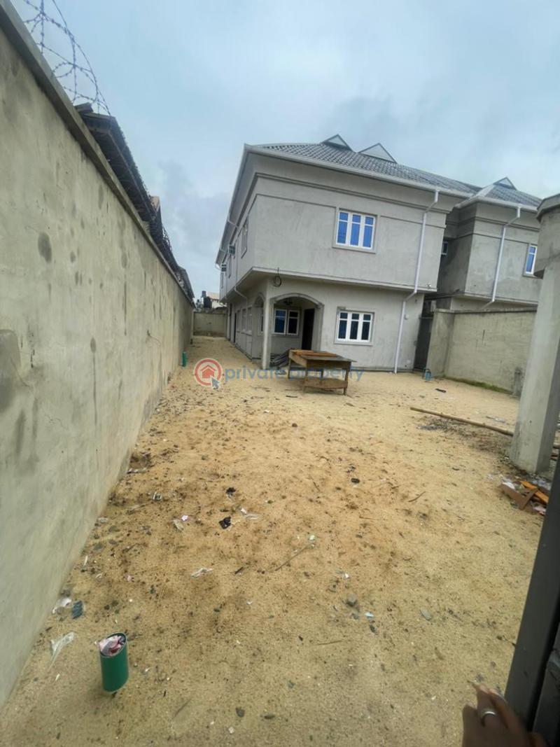 Flat & Apartment For Rent Lekki Phase 1 Lagos - 8