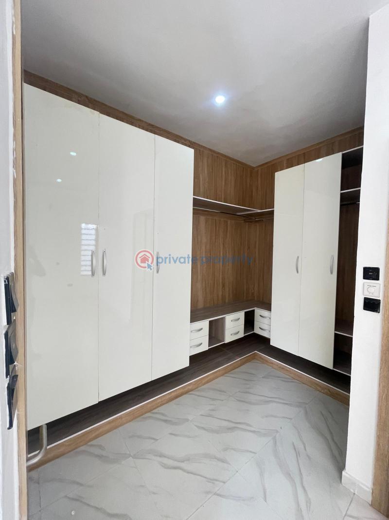 4 bedroom House For Sale Lekki Lagos - 3