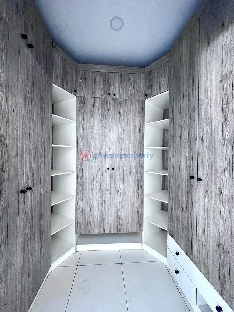 4 bedroom House For Sale Lekki Lagos - 3